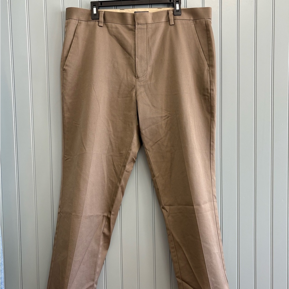Dockers Classic Fit Slacks Size 38 x 30